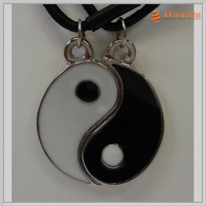 Cordão Preto com Pingente Símbolo do Tao Yin Yang