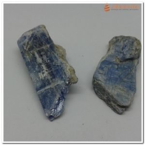 Pedra Cianita Azul Proteção de Arcanjo Miguel Bruta 2-5cm