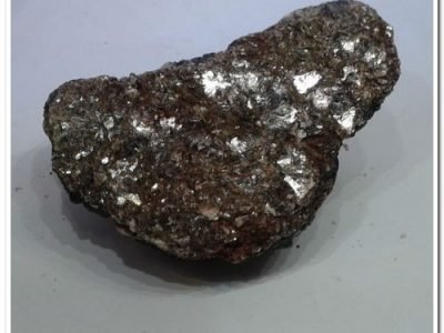 Pedra Turmalina Negra Mica Neutraliza Magia Negra 265g