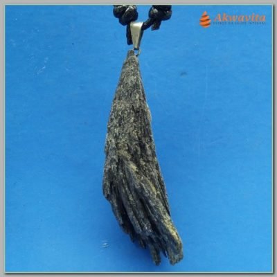 Pingente de Pedra Bruta Vassoura de Bruxa Cordão Regulável