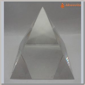 Pirâmide de Cristal Sintética Transparente Tamanhos Variados