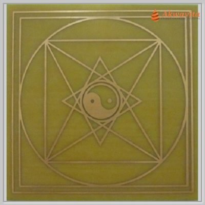 Pirâmide Plana de Tao Gráfico Radiônico Cobre Fenolite 15cm