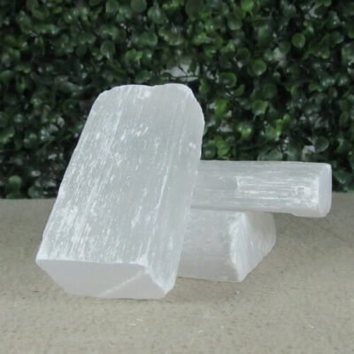 Pedra Selenita Branca Bruta Placa Limpa Energias 130g