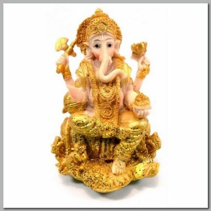 Ganesh com Elementos Sentado no Puff Dourado 10 cm