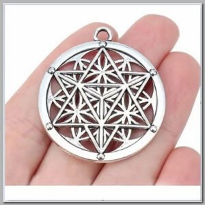 Pingente Merkabah com Flor da Vida Metal Prateado 4cm