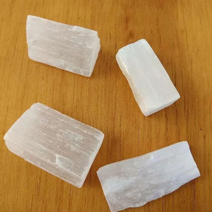 Pedra Selenita Branca Bruta Placa Limpa Energias 80g