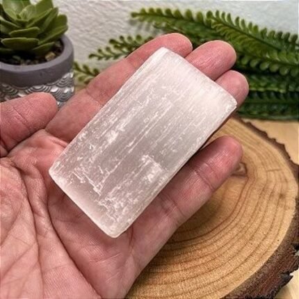 Pedra Selenita Branca Bruta Placa Limpa Energias 80g