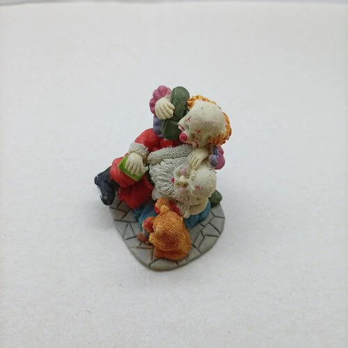 Natal Papai Noel Deitado com Palhaço e Ursinho Resina 7x5cm